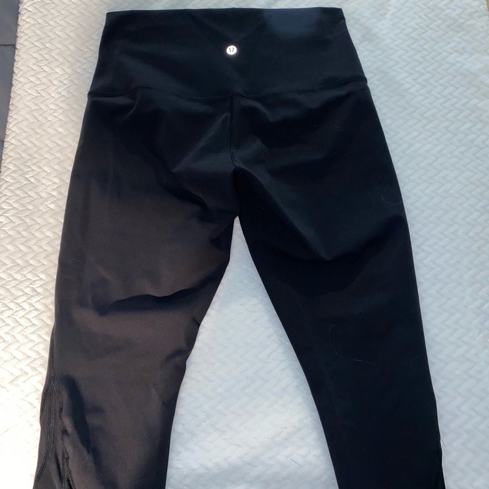 Lululemon wunder under